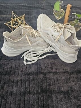 Chunky Neutral Athletic Sneakers - Beige/Cream